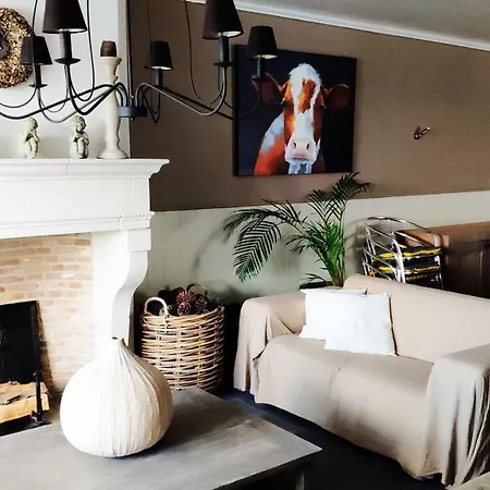 Holiday home B&B Charme Aan Zee *